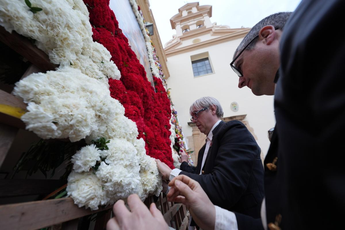 Ofrenda a la Mare de Déu del Lledó