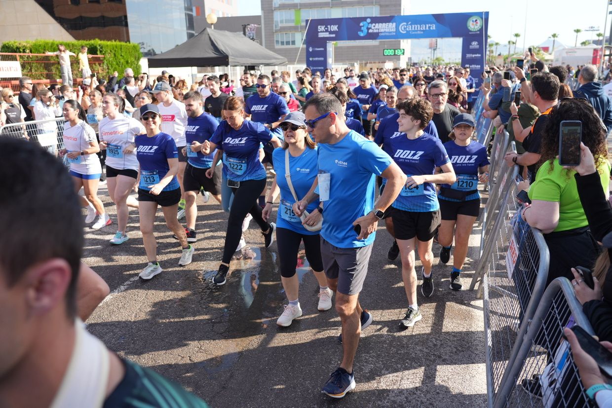 Búscate en las fotos de la Carrera de las Empresas en Castellón