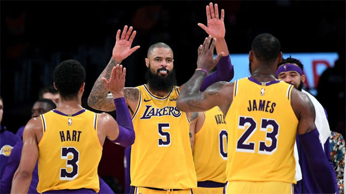 Los Lakers ganan a los Pacers con un LeBron excelso