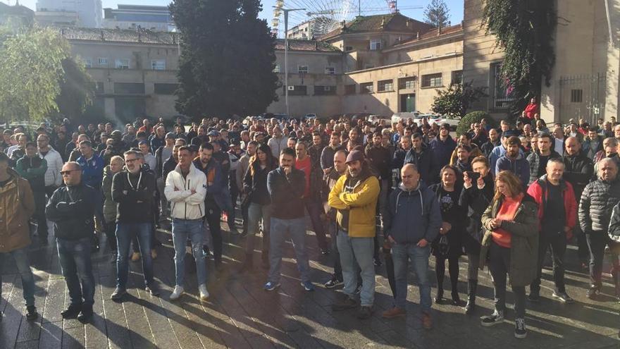 El naval sale a la calle en Vigo: "Ir al trabajo no puede ser un deporte de riesgo"
