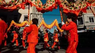 Dragones enroscados en la Cibeles: el Año Nuevo Chino 2024 llega a Madrid por todo lo alto