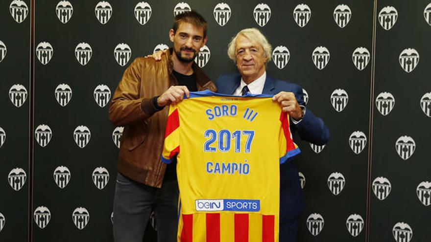 Soro III, en el palco de Mestalla