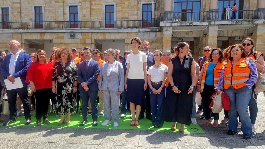 Bustindui advierte en Gijón sobre el riesgo de una sociedad "cada vez más desigual e injusta"