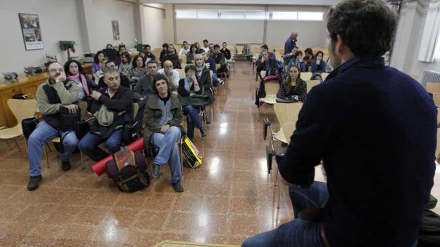 Asamblea de profesores interinos en el IES Fleming, en una imagen de archivo.