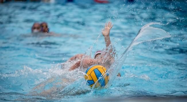 Deporte BASE. Reportaje a la cadena de waterpolo ...