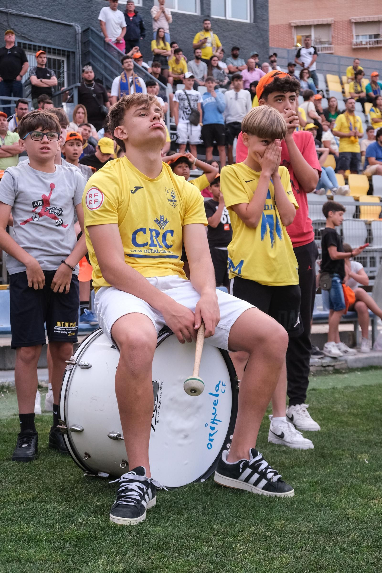 Así se ha vivido el Barakaldo - Orihuela en el estadio de Los Arcos