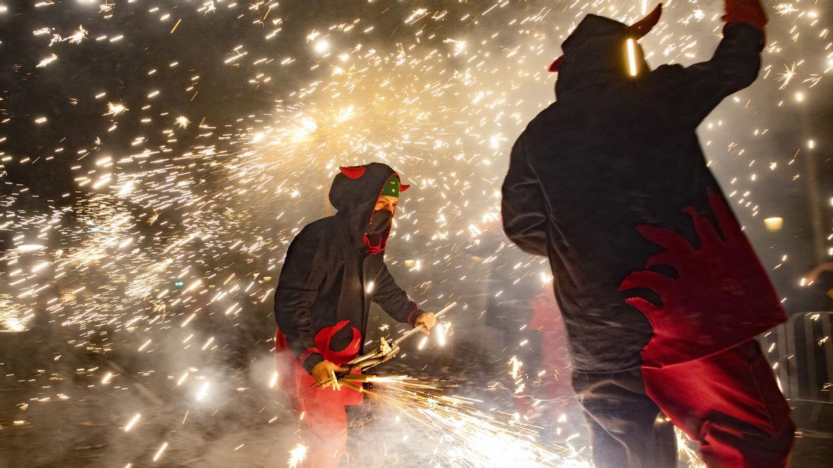 Los Diables en plena actuación.