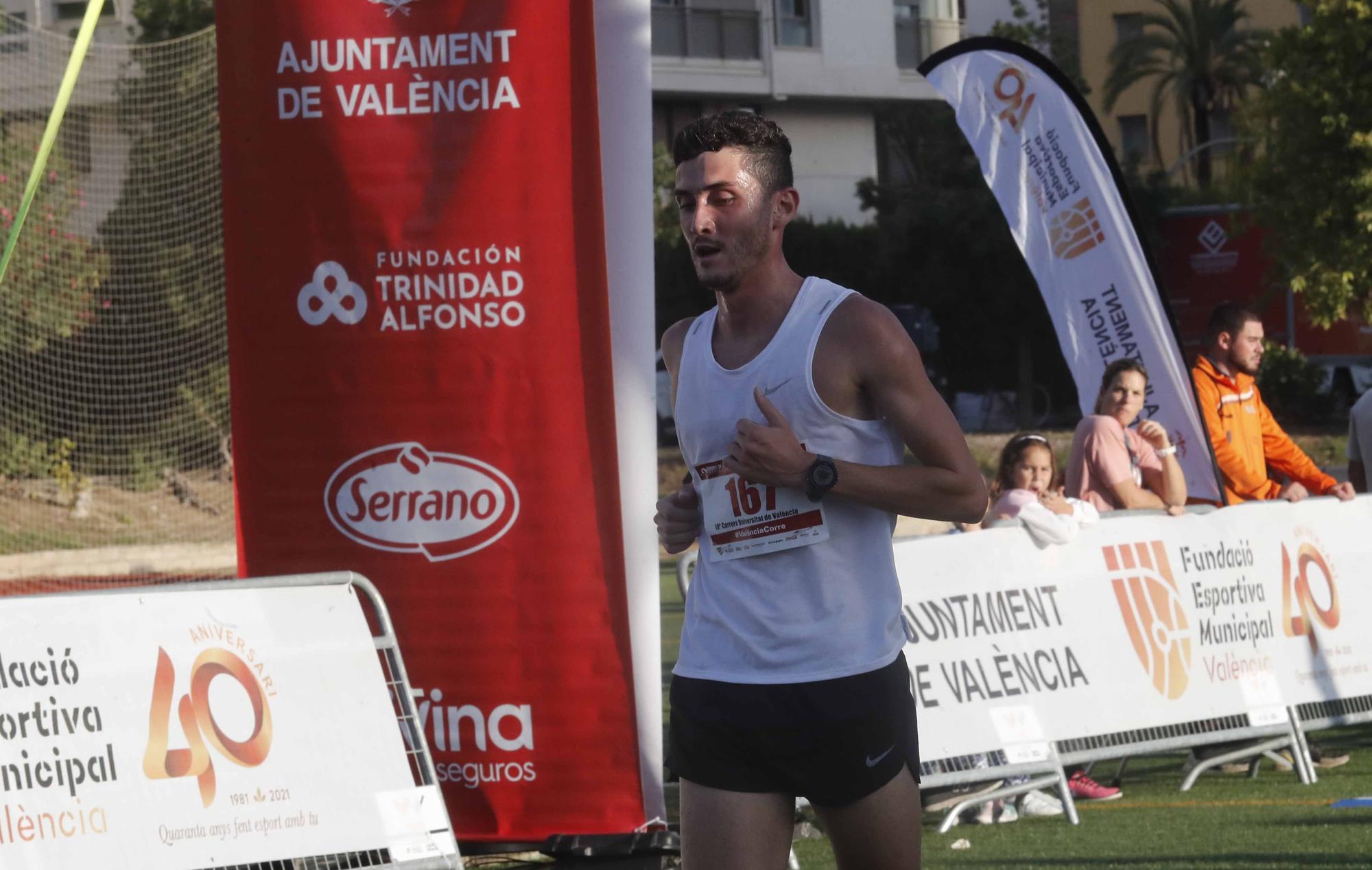 ¡Búscate en la X Carrera de la Universitat de València!