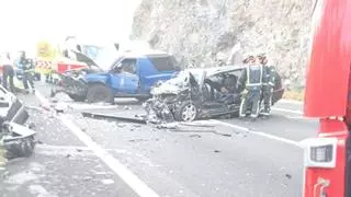 Luto en las carreteras de Canarias: un muerto y dos heridos graves en una colisión frontal