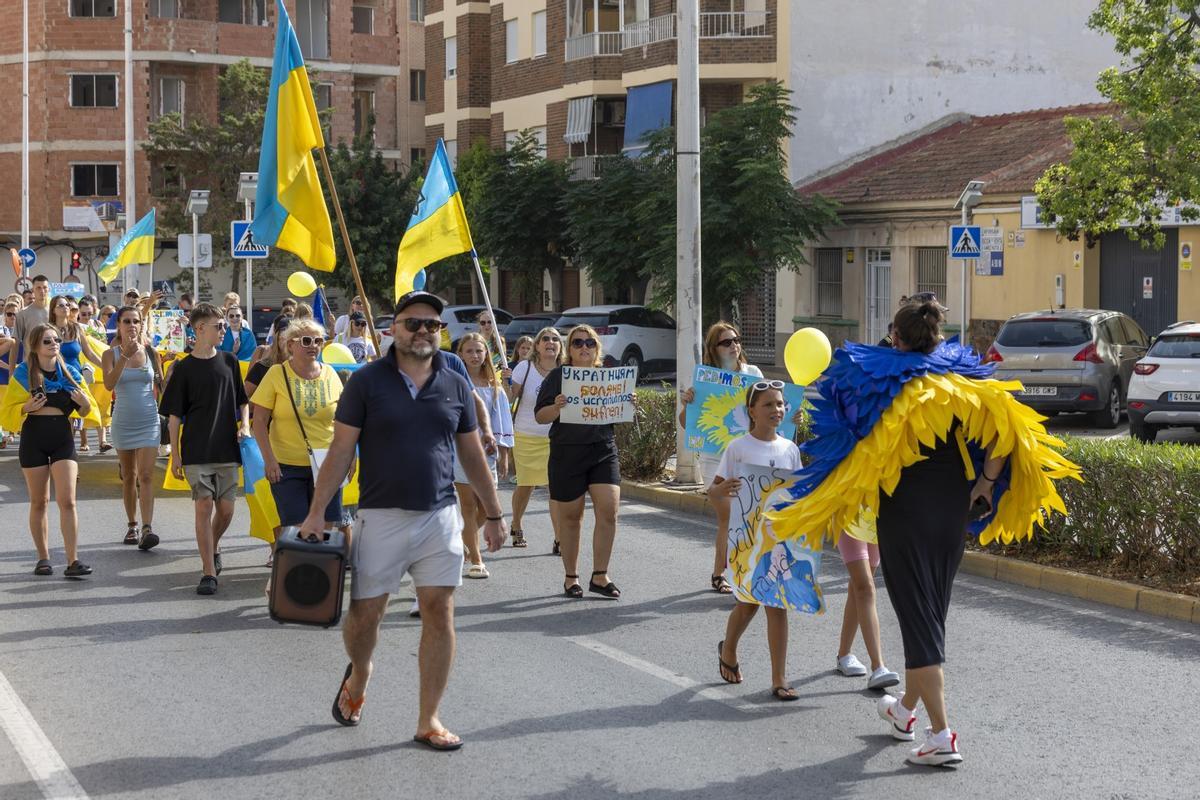 La comunidad ucraniana de Torrevieja celebra el día de la independencia