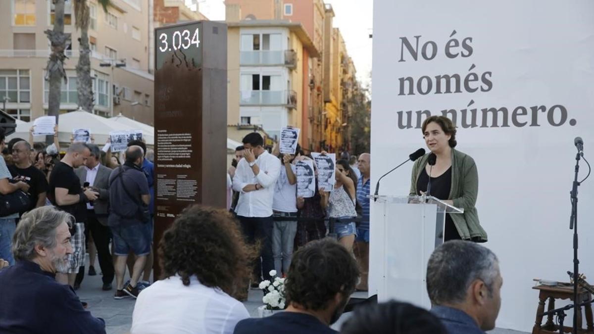 lainz34849957 barcelona 28 07 2016  barcelona   colau inaugura el memorial160728205205