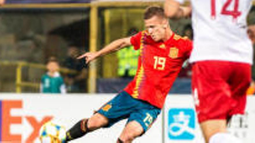 Una imagen del internacional Dani Olmo con la camiseta de la Selección