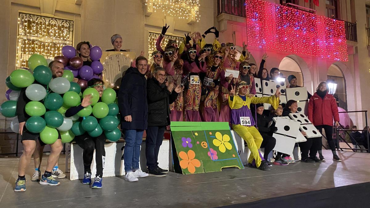 Particiantes en una edición pasada de la carrera San Silvestre de Xàtiva.
