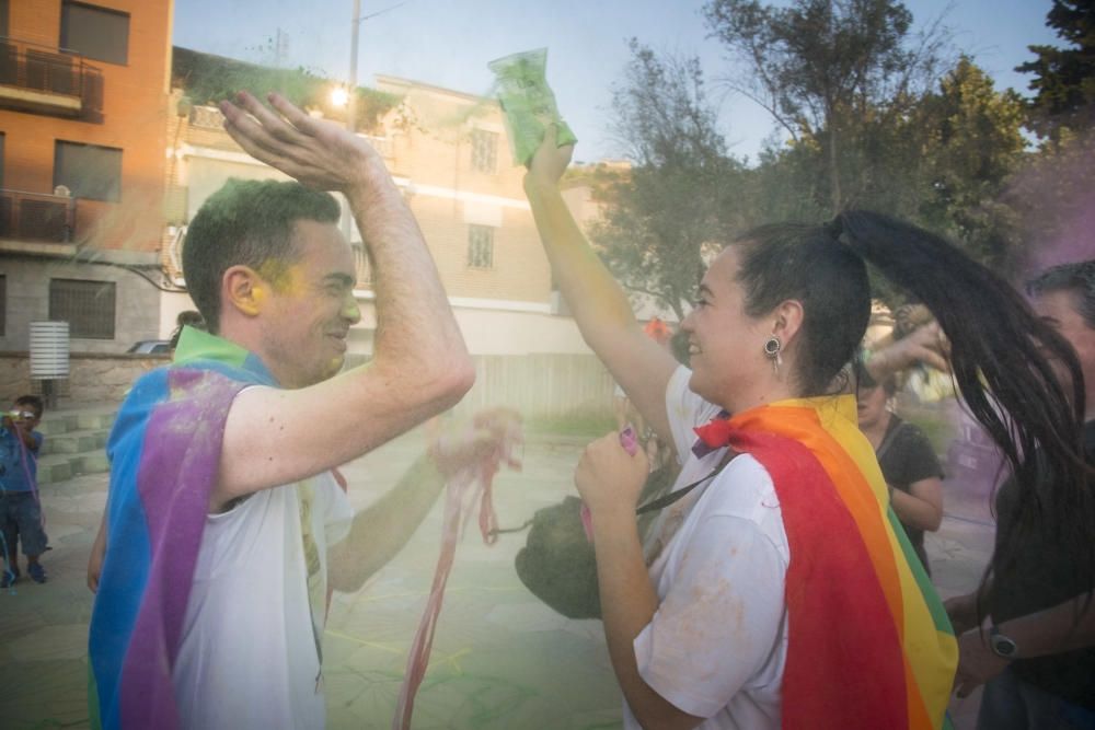 Primera edició de la Rainbow party LGTBI a Sant Vicenç de Castellet