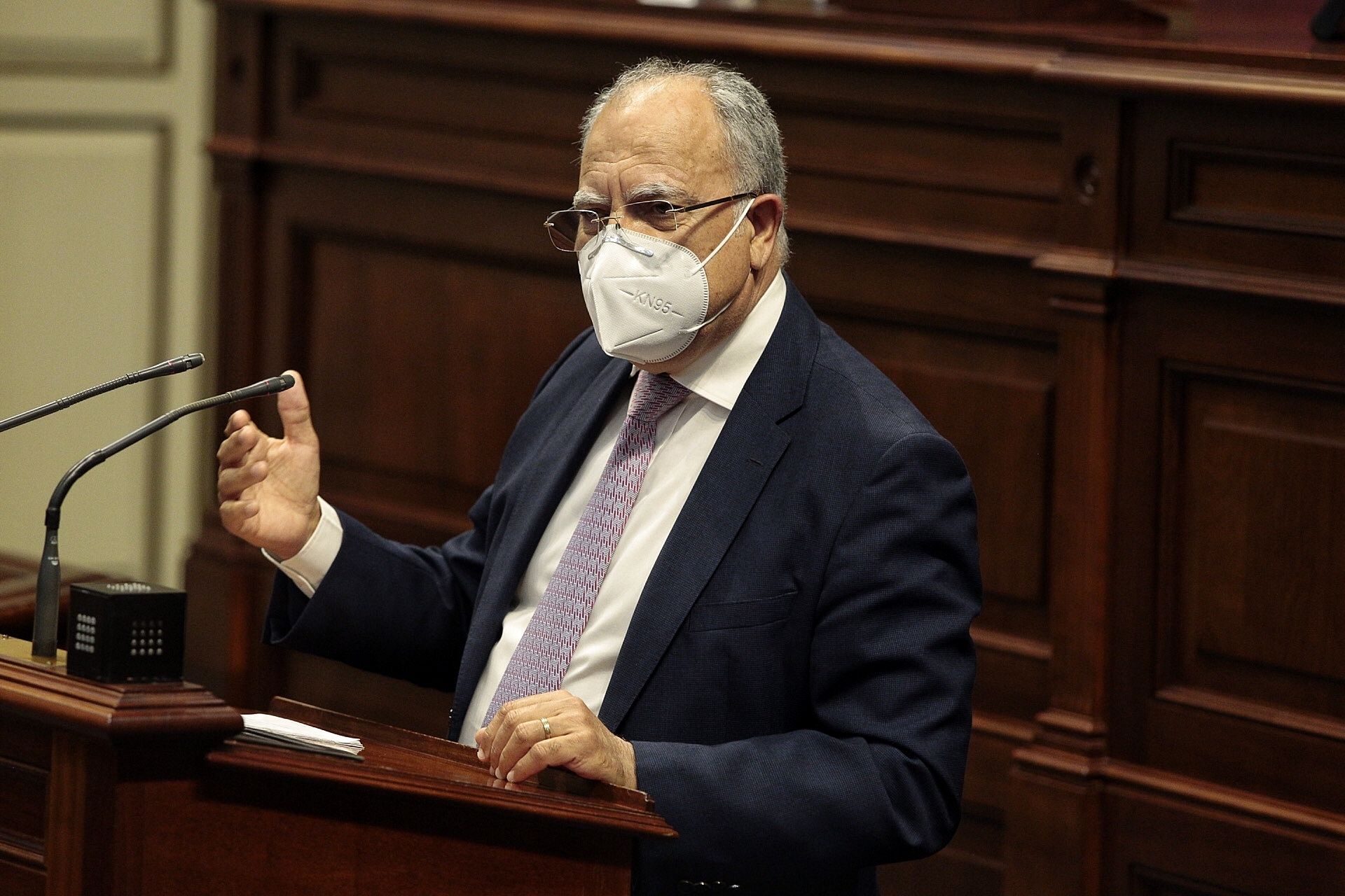 Pleno del Parlamento de Canarias