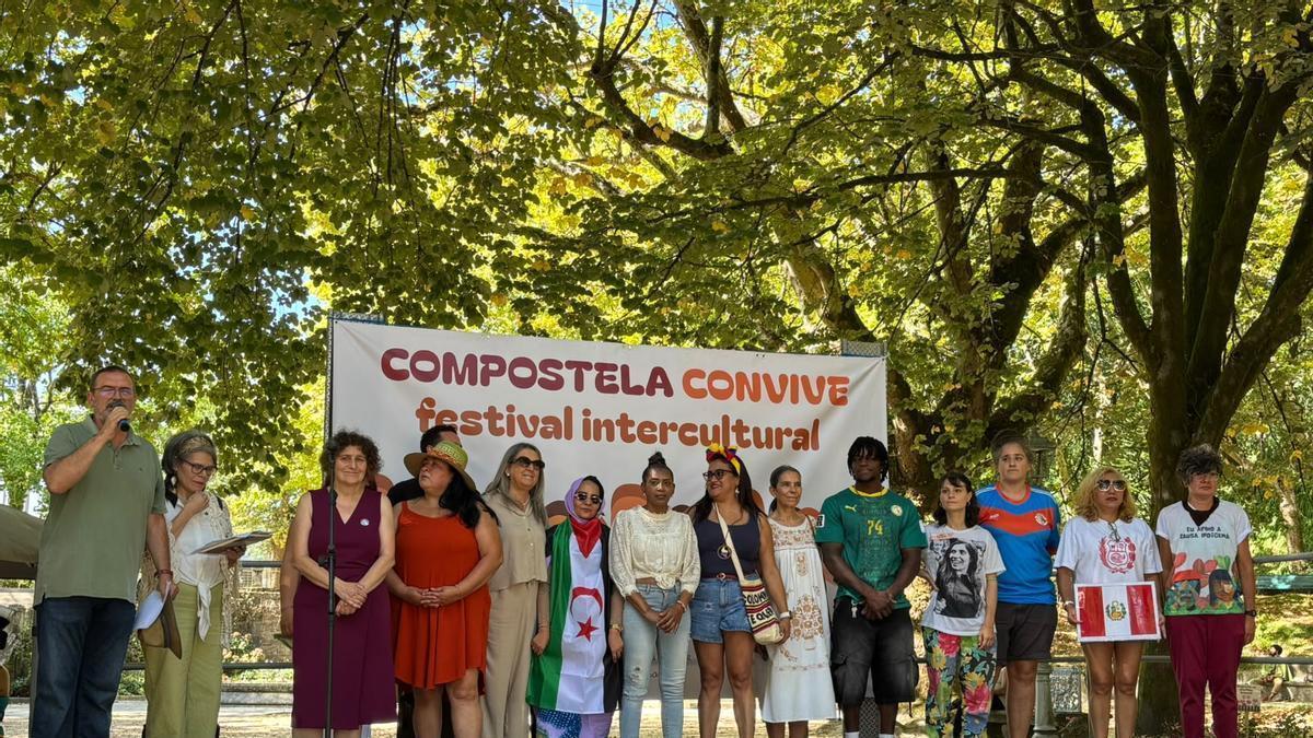 Compostela celebra a convivencia entre os pobos que traballan por ela