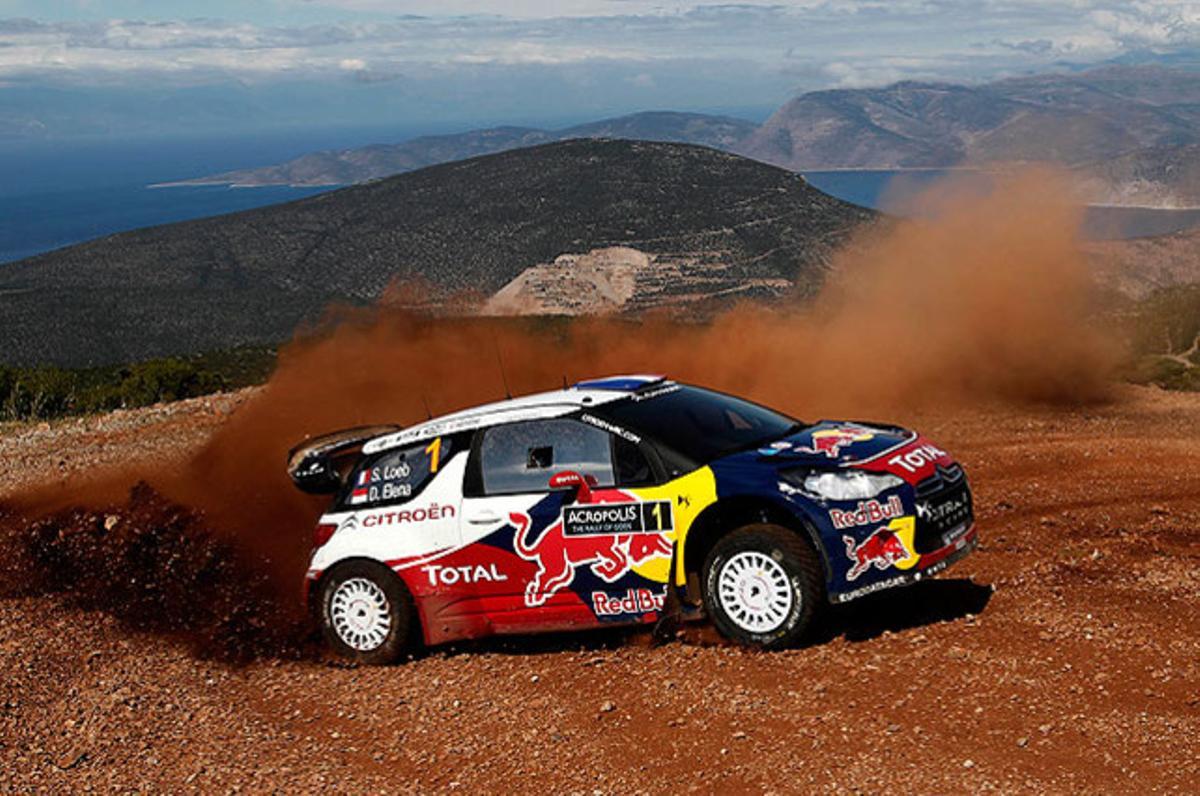 Sebastian Loeb i Daniel Elena, el seu copilot, durant l’etapa d’Elikonas (Grècia) del Ral·li de WRC Acròpolis.