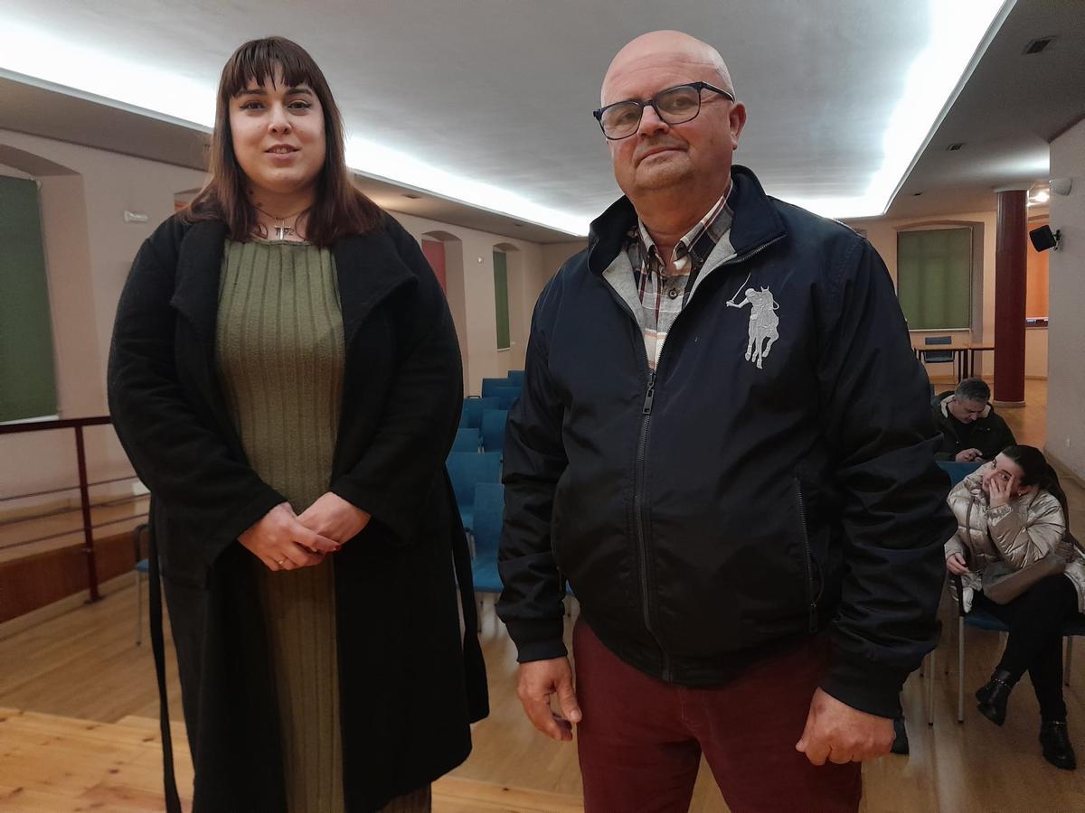 Evelin Menéndez y Julio Coto, secretaria y presidente de la Asociación de Vecinos "Cuetos" de La Joécara