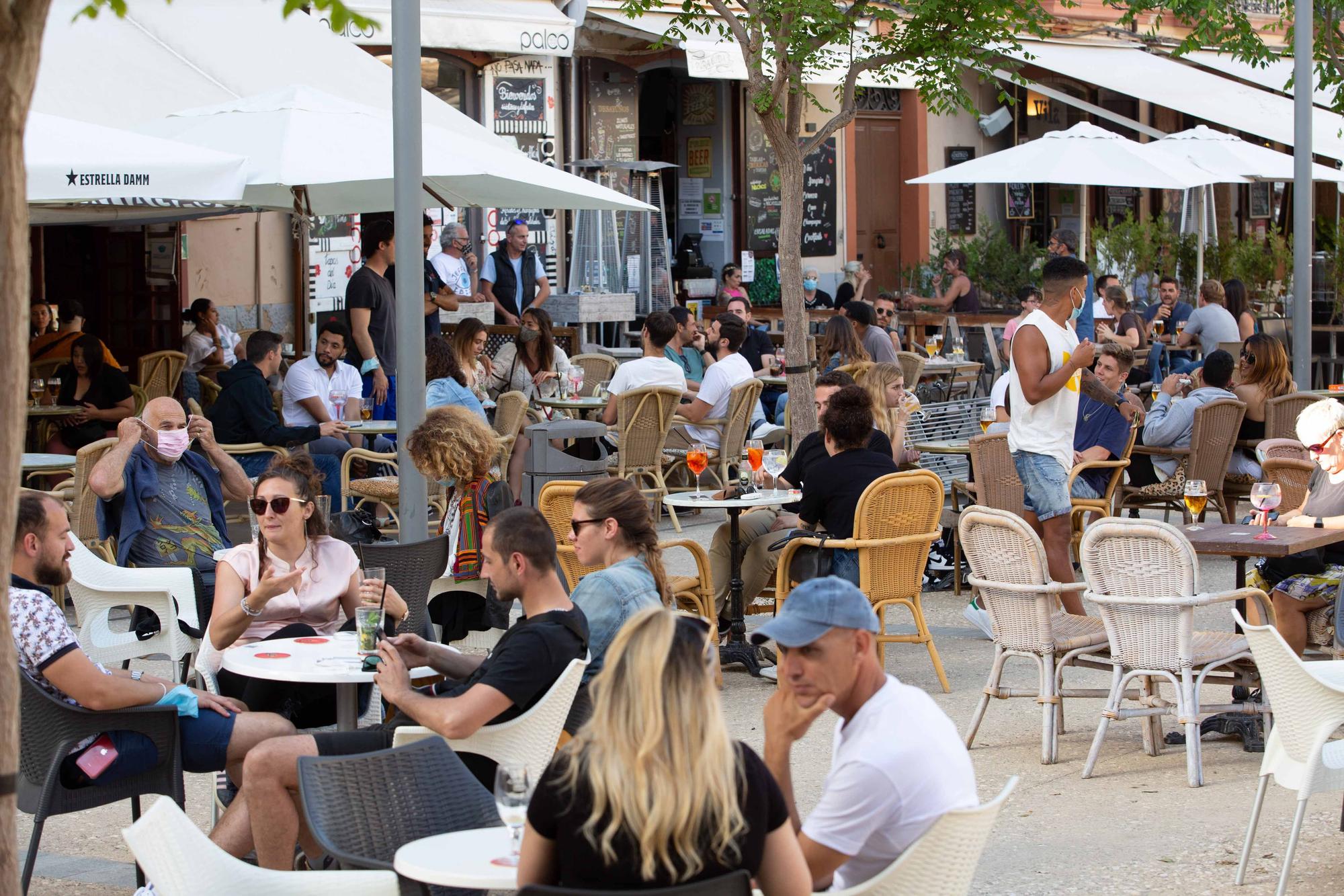 Las terrazas de Ibiza abren hasta las 22.30 horas