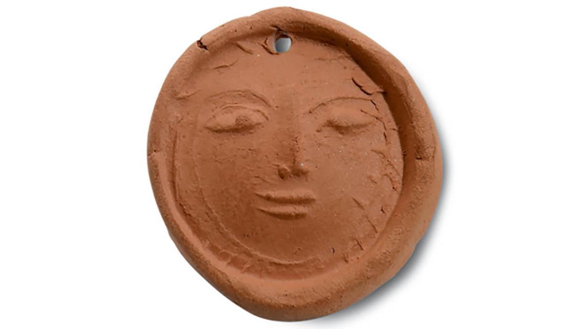 Colgante de terracota, obra de Picasso.