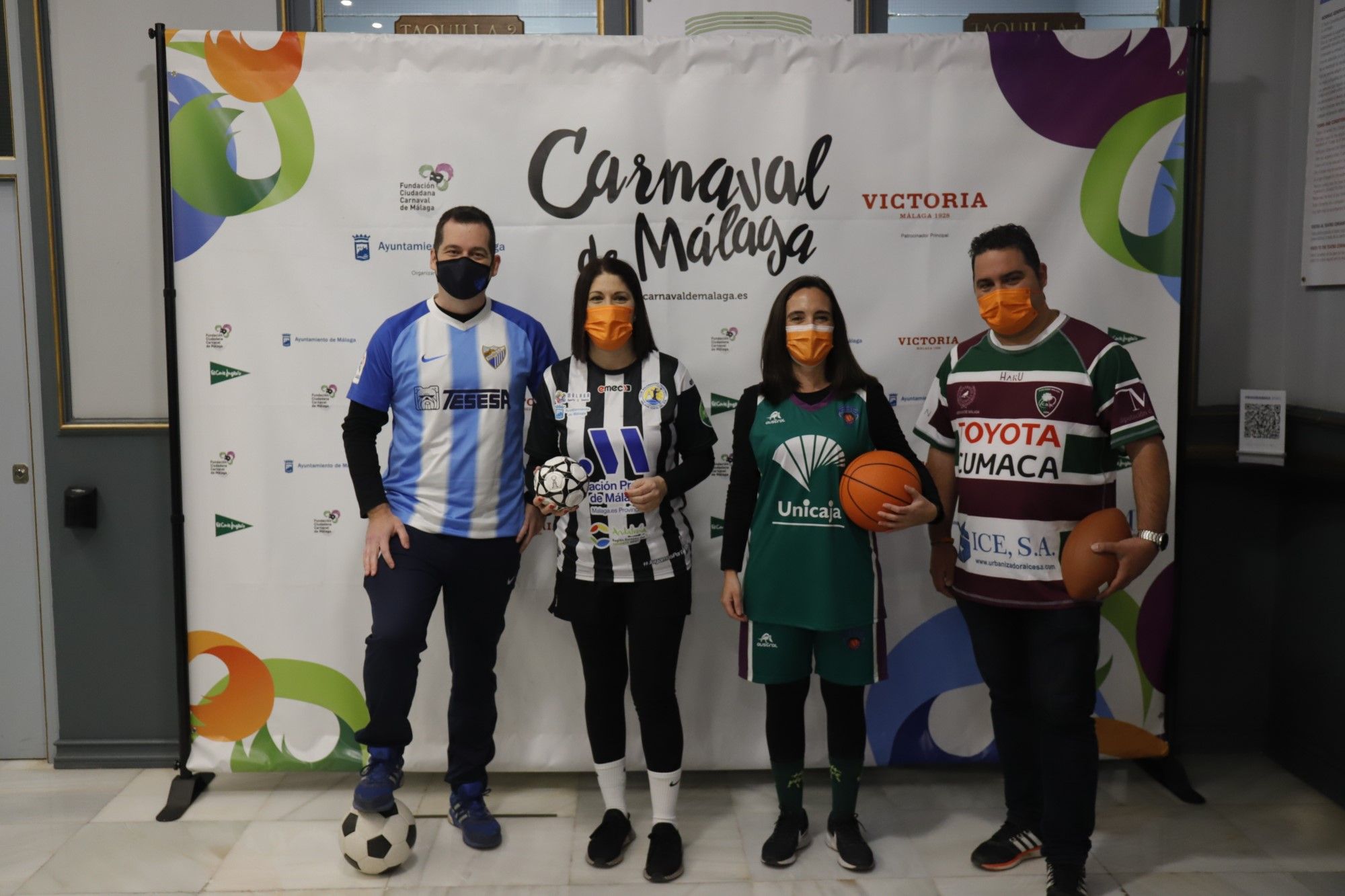 El Cervantes se disfraza para la final del COAC de Málaga 2022