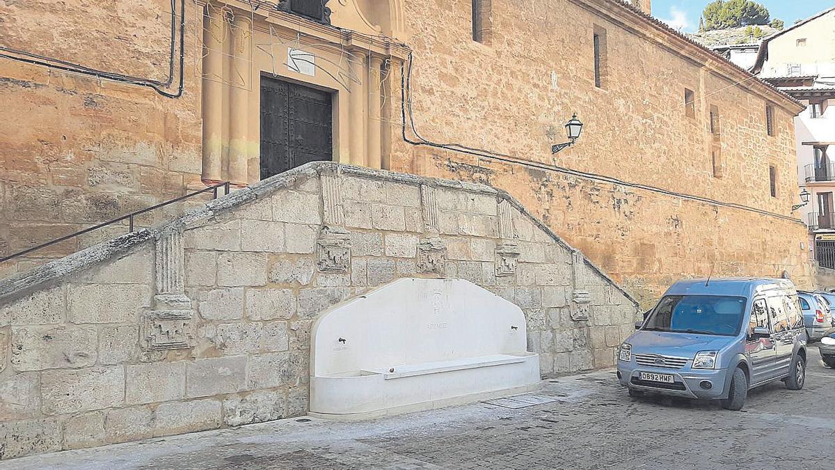 La fuente que rompe el barroco de Ademuz