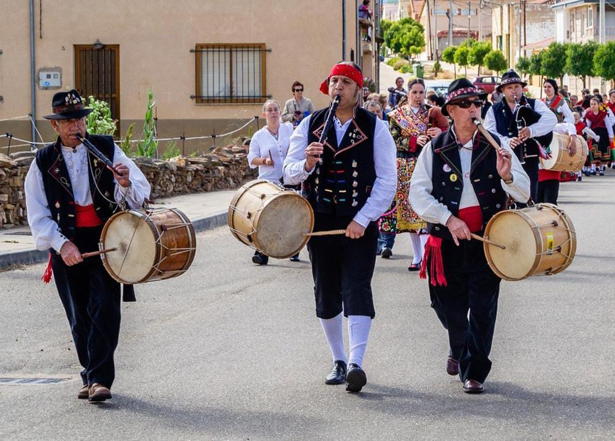 Carlos Fresno, en el centro