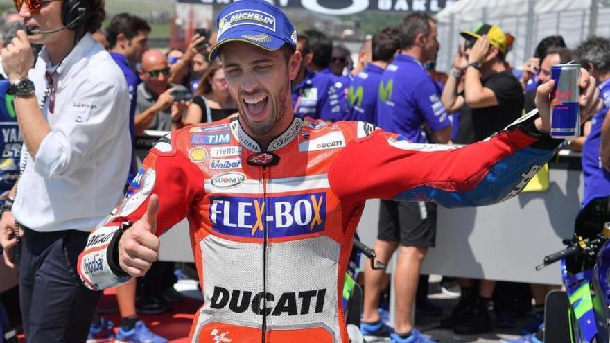 Dovizioso y Ducati le chafan la fiesta a Rossi en casa