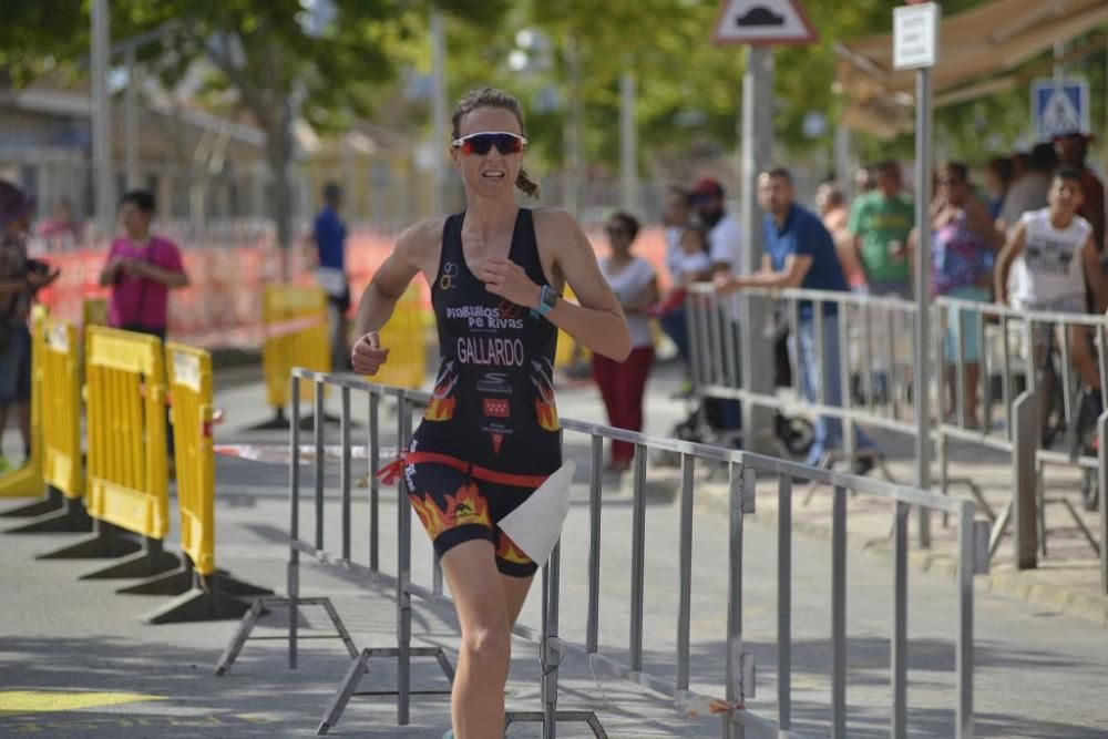 Llegada a la meta del Triatlón Villa de Fuente Álamo