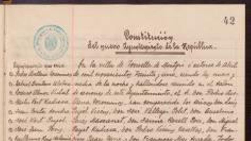 Acta de constitució del primer ajuntament de la II República.