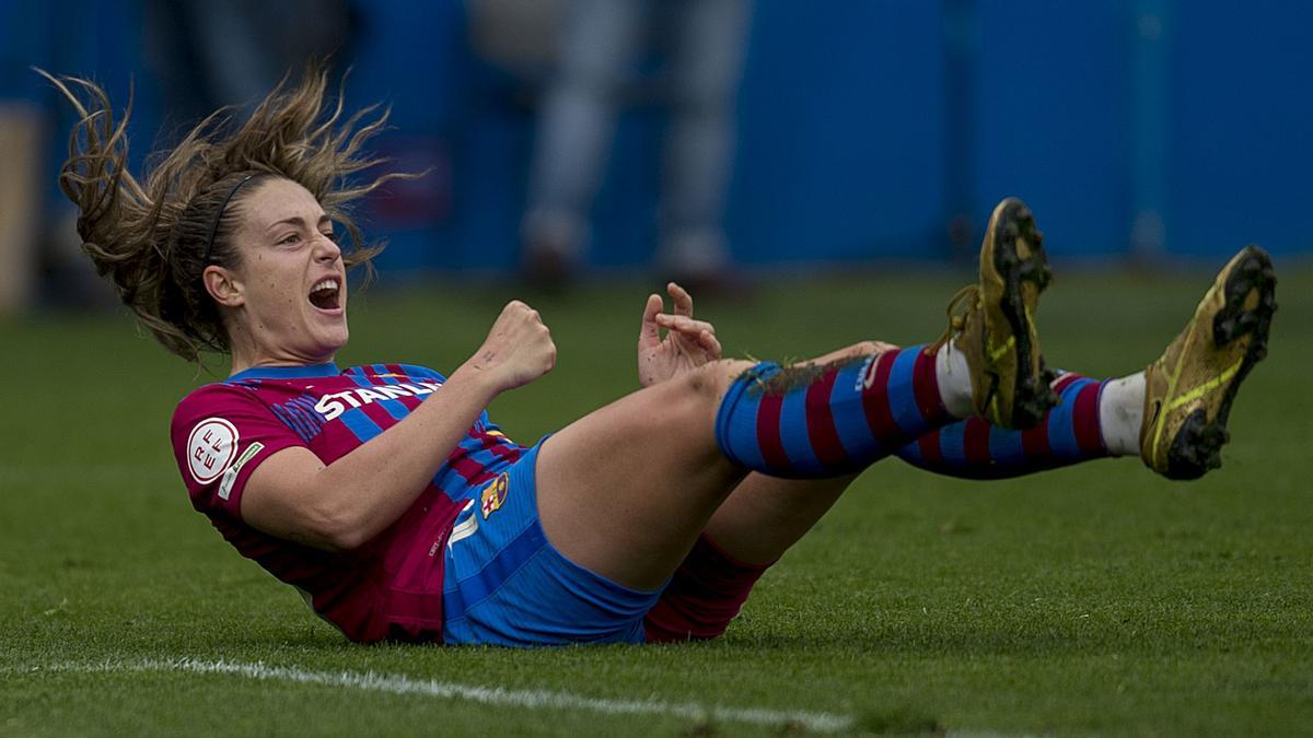 Alexia Putellas celebrando el segundo gol contra el Madrid en el 5-0 en el estadio Johan Cruyff que dio a las azulgranas su tercera Liga seguida.