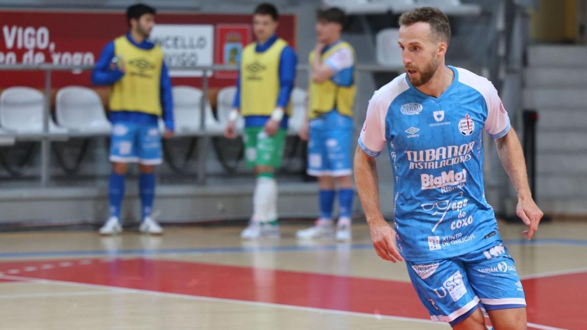 Pola, con el Noia, en su último partido en el Central, en cuartos de la Copa Galicia ante el IES Coruxo.