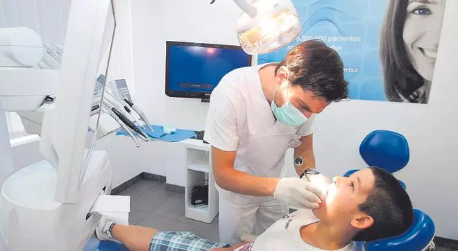 Salud recuperará el programa de salud bucodental gratuita hasta los 14 años de forma progresiva