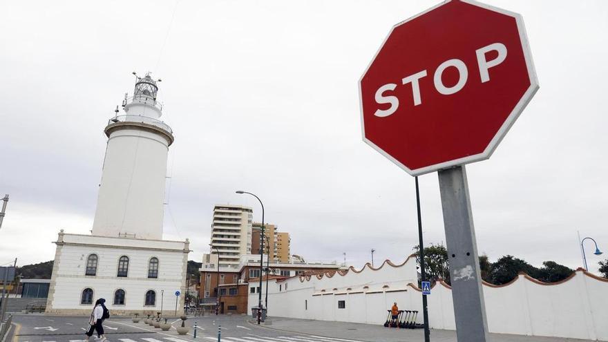 El bulo de un segundo faro para el Puerto