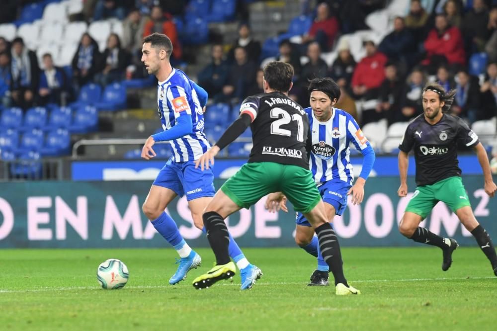 El Dépor doblega al Racing 2-1