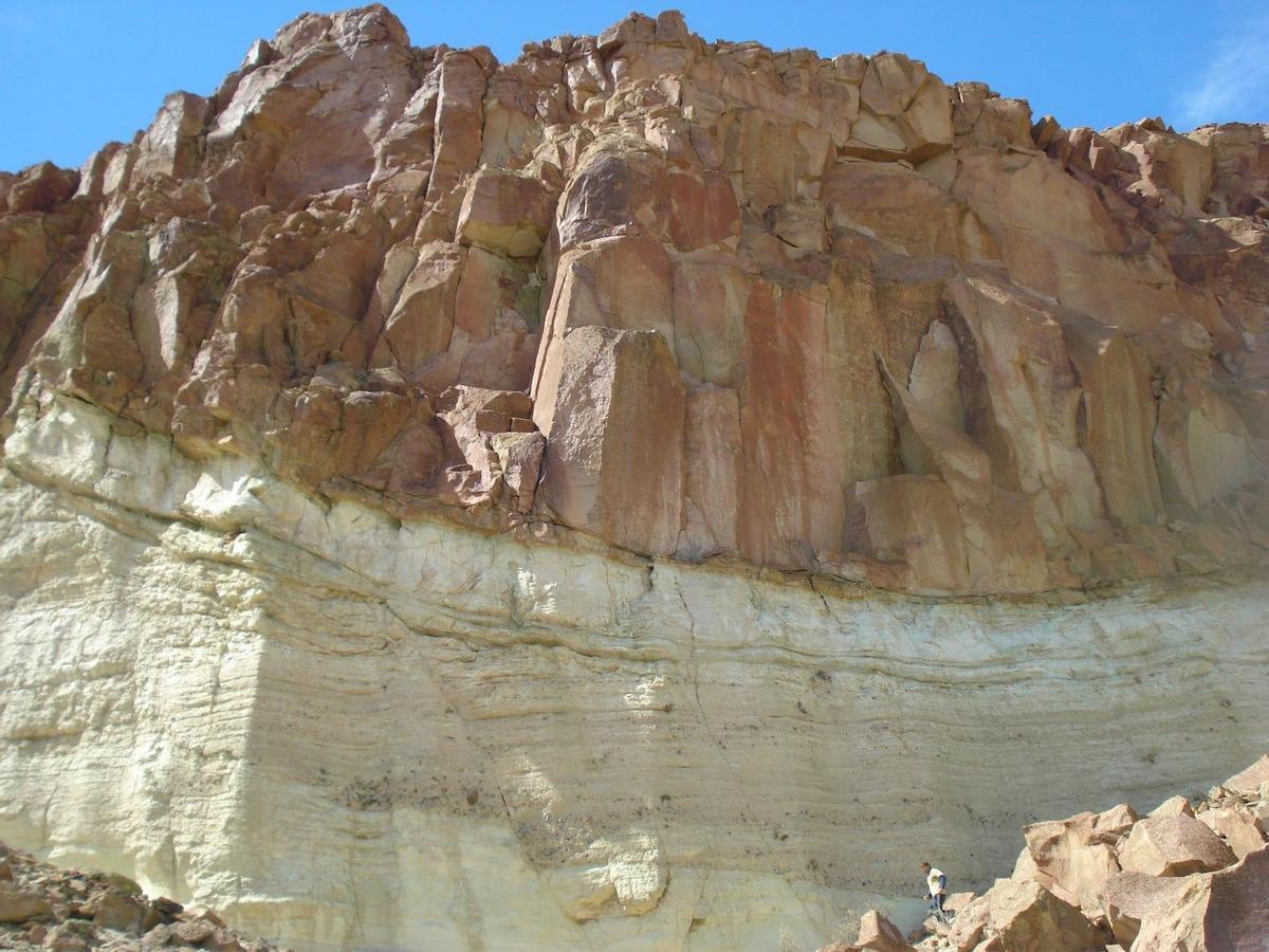 Piedra parada, Esquel