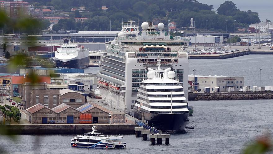 Una puerta hacia el mundo: el Puerto de Vigo recibe este jueves su primera triple escala del año