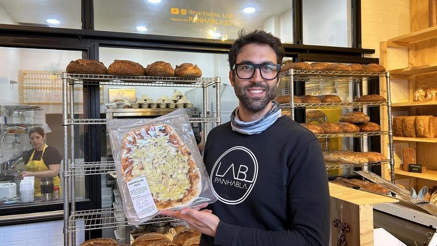 El obrador PanHabla en Cáceres triunfa con su pizza artesanal por encargo