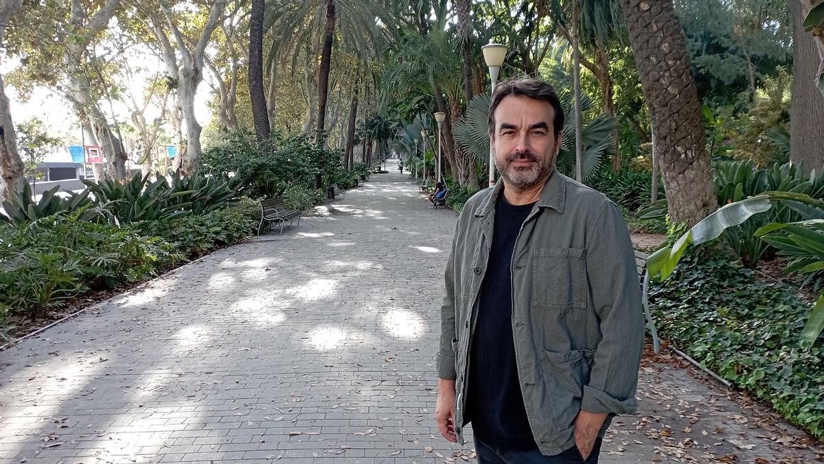 Antonio Márquez, esta semana en el Paseo de España del Parque, sin rótulos identificativos.