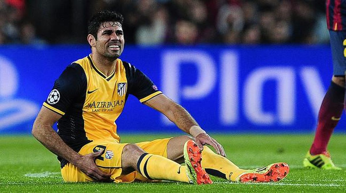 Diego Costa es ressent de les molèsties a la cama dreta durant l’anada dels quarts de final de la Champions. Diego Costa es ressent de les molèsties a la cama dreta durant l’anada dels quarts de final de la Champions.