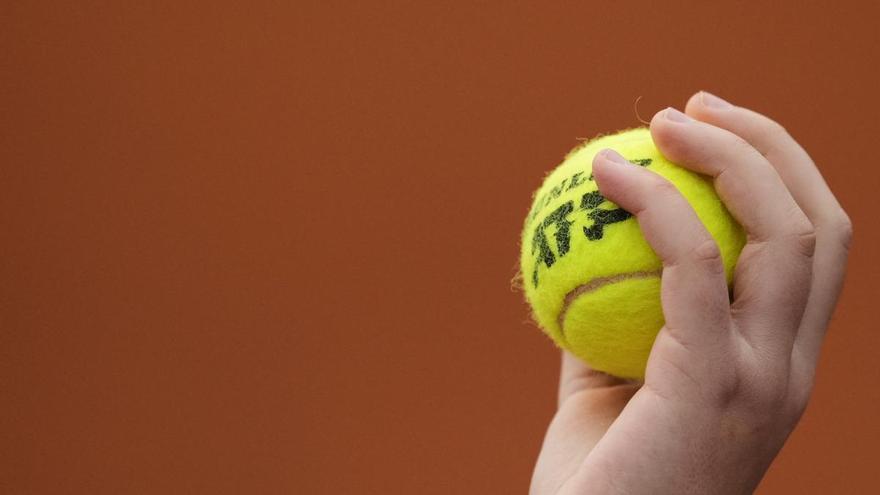 Seis tenistas españoles inhabilitados por amaños