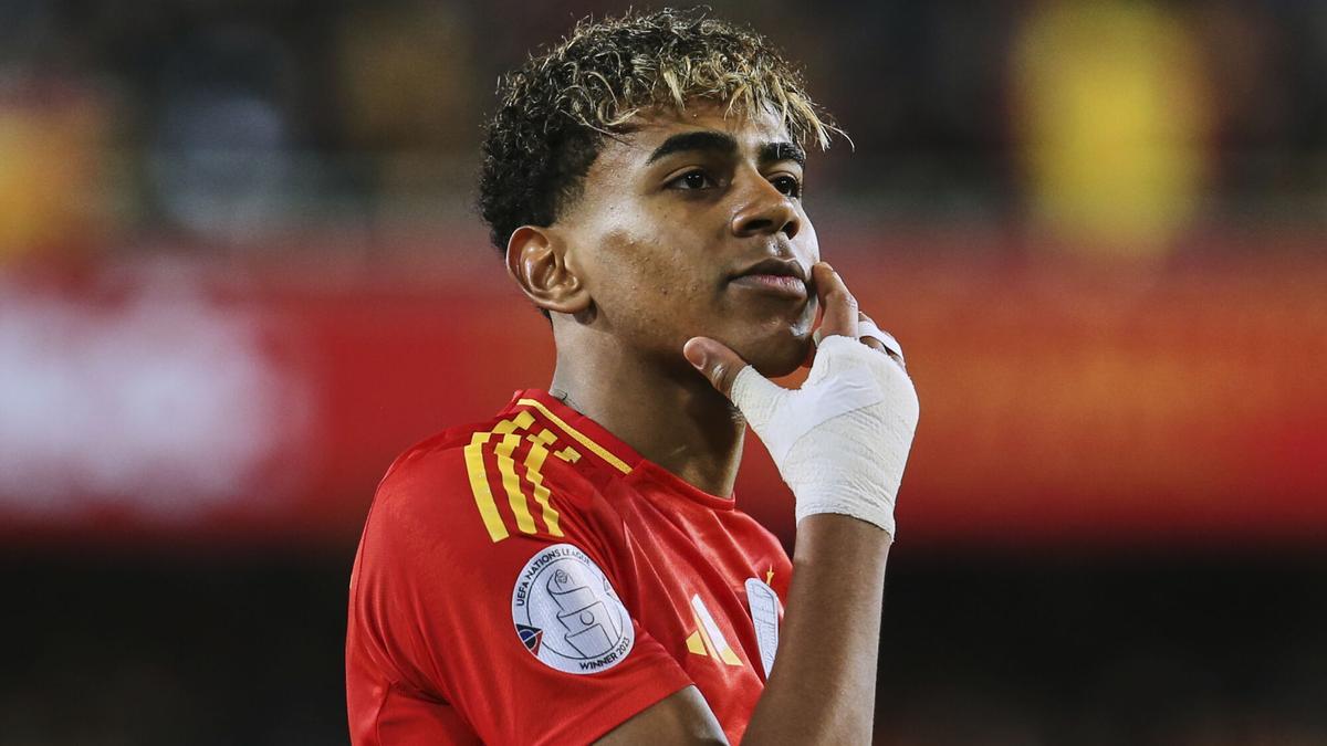 Lamine Yamal, tras marcar el tercer gol de España, en Valencia, en la Nations League ante Países Bajos