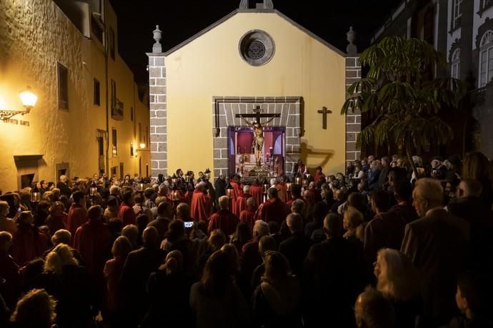 19.04.19. Las Palmas de Gran Canaria.SEMANA SANTA. Procesión del silencio en la iglesia del Espitiru Santo, Vegueta.  Foto Quique Curbelo  | 19/04/2019 | Fotógrafo: Quique Curbelo