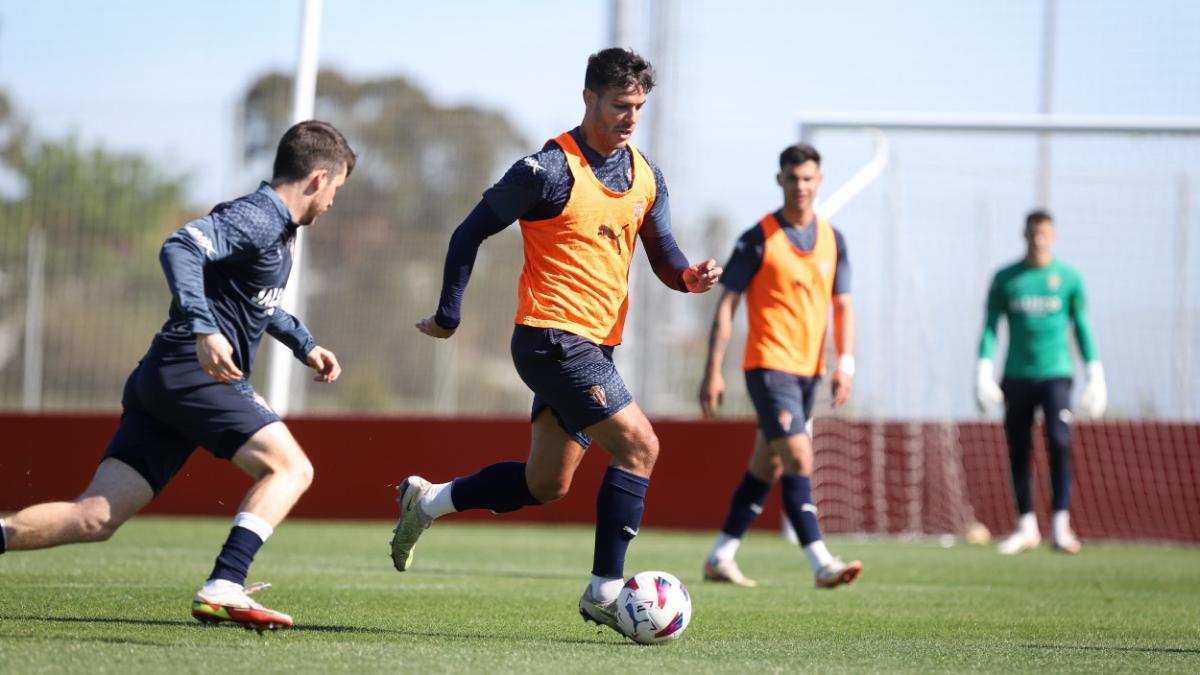 Sesión de entrenamiento del Sporting