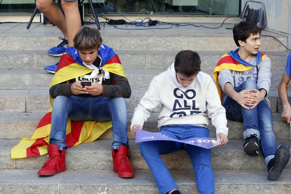 Els estudiants gironins surten al carrer contra l'aplicació de l'article 155