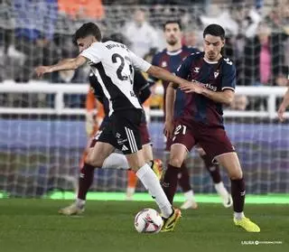 Resumen, goles y highlights del Burgos 1-0 Eibar de la jornada 16 de LaLiga Hypermotion