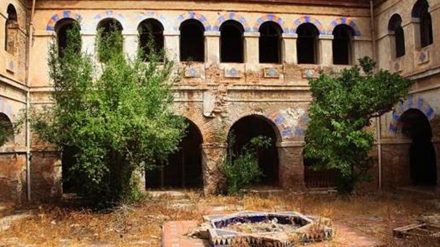 Interior del claustro del monasterio de San Ginés de la Jara en una imagen reciente.