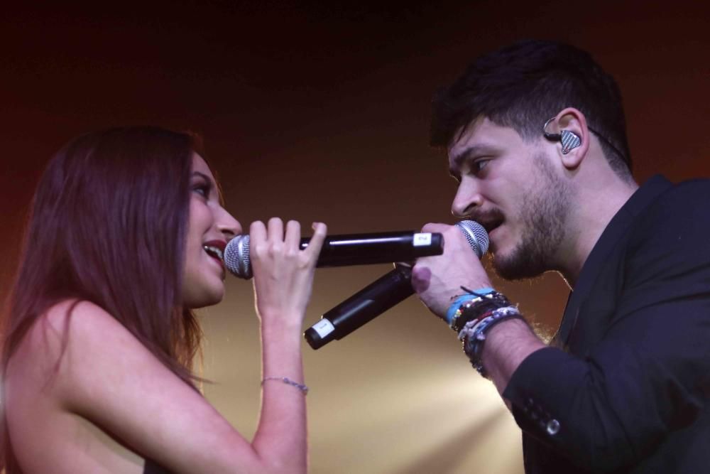 Concierto de Ana Guerra y Luis Cepeda de la gira ImaginBank en la Sala París 15.