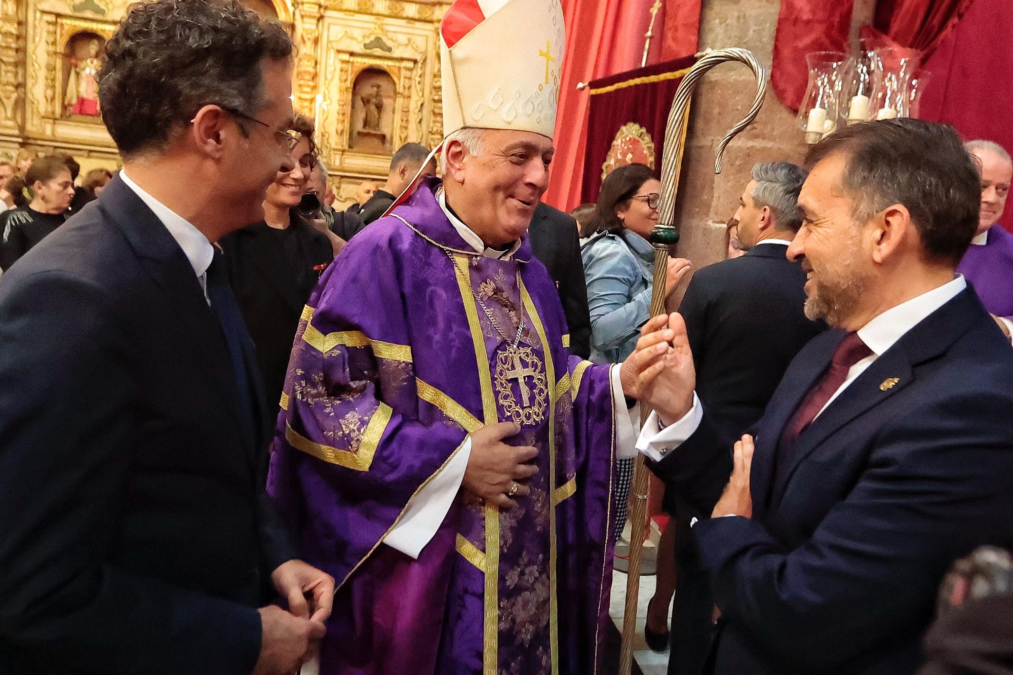 Procesión del Señor de Tribulaciones por el barrio de El Toscal