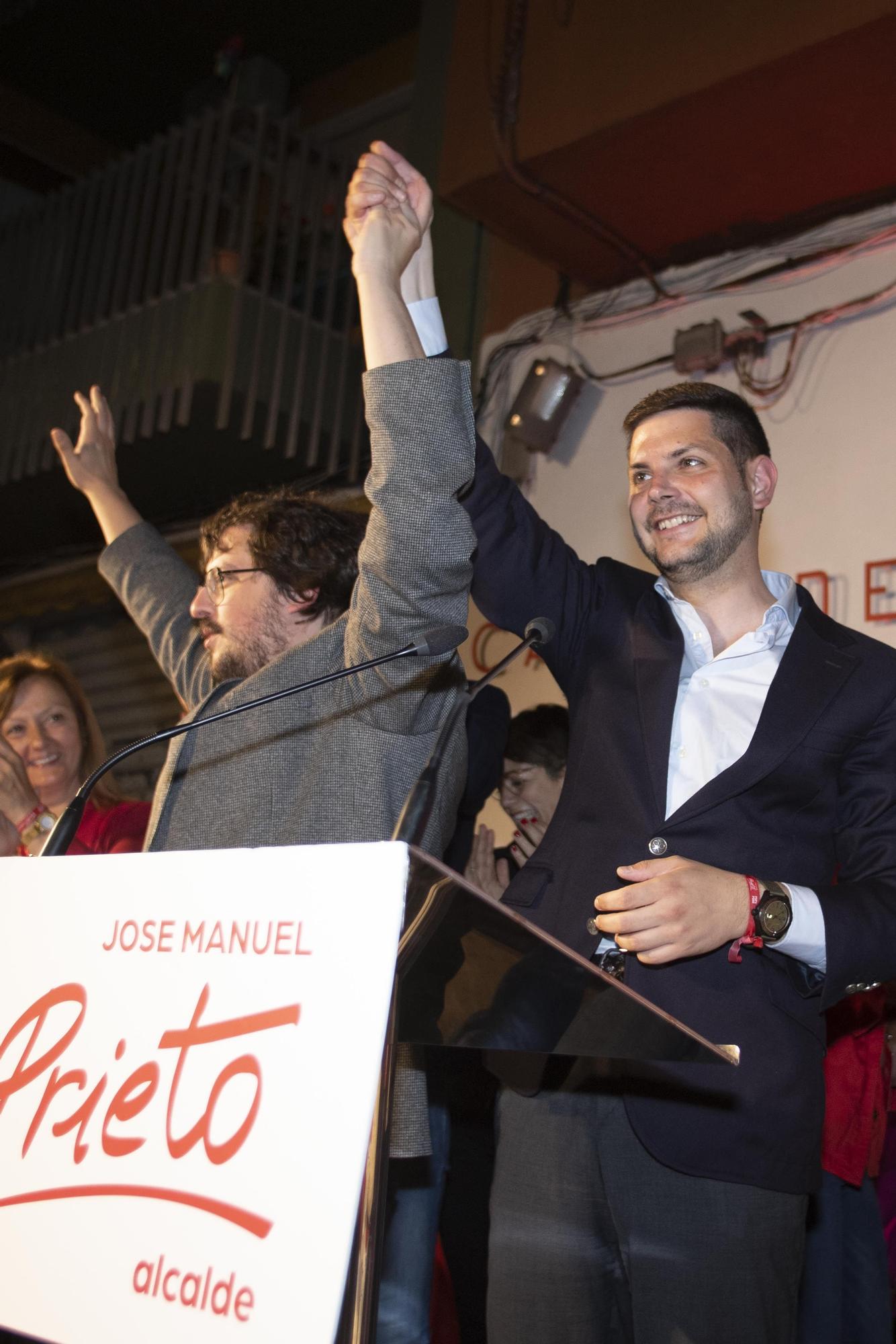 La celebración de la victoria del PSPV-PSOE de Gandia en la Casa del Poble